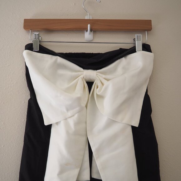 NWT Kimchi Blue Urban Outfitters Emery Black Oversized Ivory Bow Strapless Mini - Picture 6 of 9